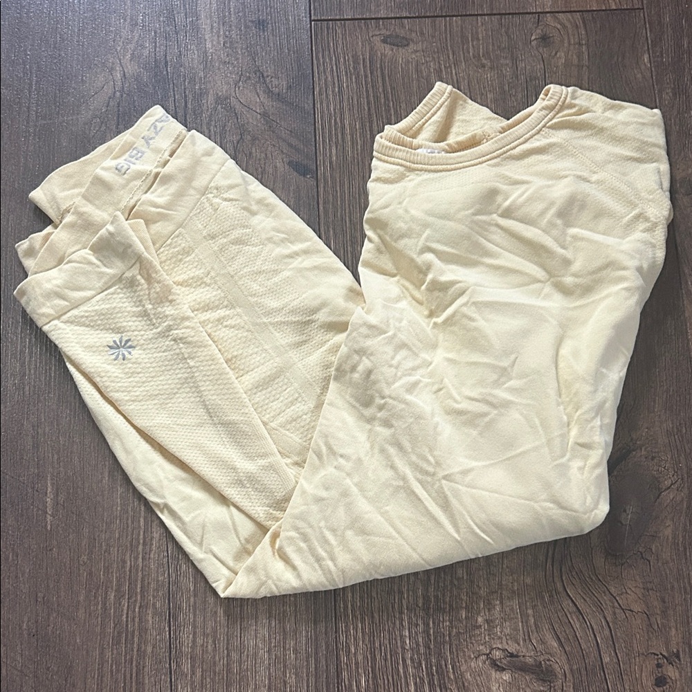 Athleta girl baby yellow tee